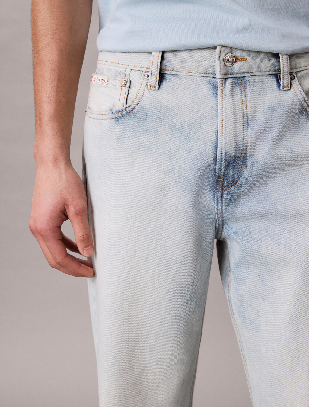 Buy 90S 스트레이트핏 진 in color Light Blue