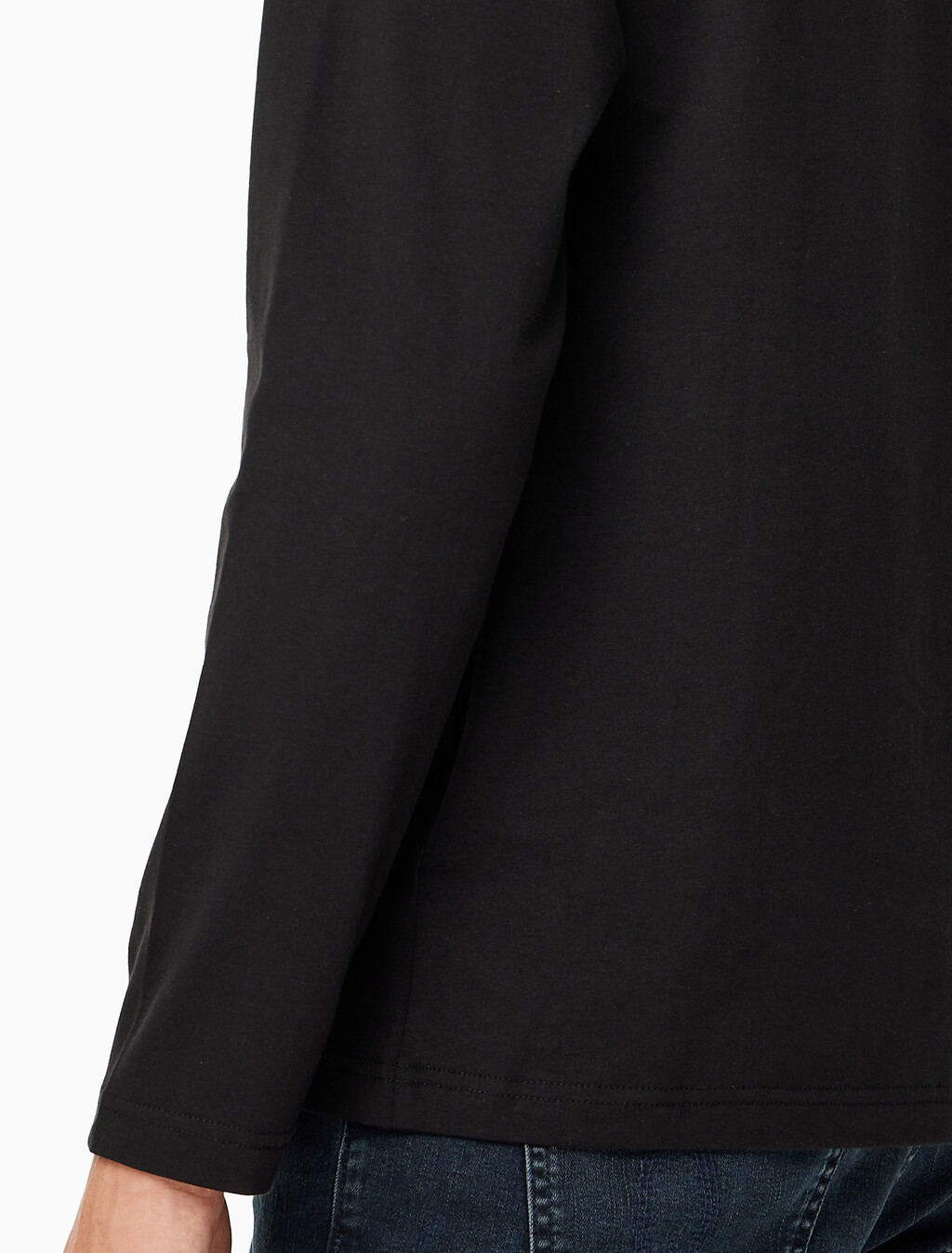 Buy 남성 릴렉스핏 인스티튜셔널 로고 긴팔 티셔츠 in color CK BLACK