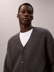 Buy 남성 브러시드 알파카 스웨터 가디건 in color Dark Blue