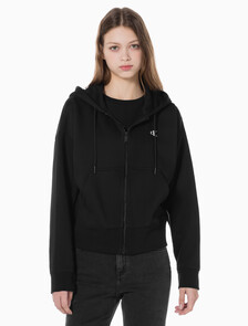 Buy 여성 아카이브 릴렉스핏 CK 스몰 로고 크롭 기모 후드 집업 in color BLACK