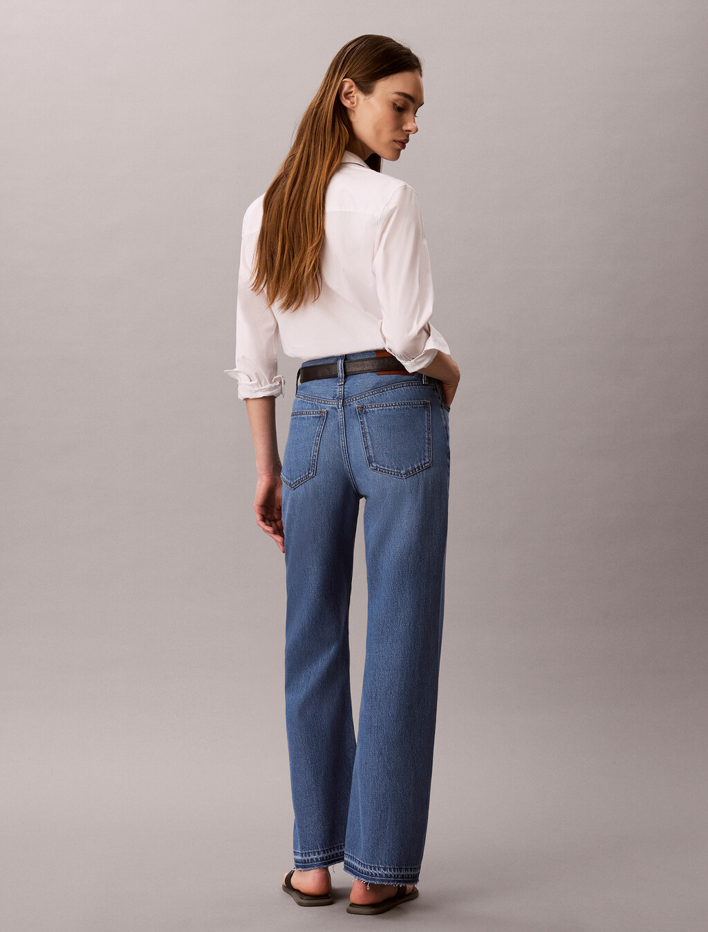 Buy 여성 아시아와이드 데님 in color Mid Blue