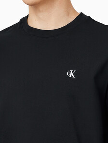 Buy 남성 헤비 코튼 아카이브 로고 긴팔 티셔츠 in color CK BLACK