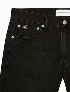 Buy 남성 37.5 기능성 레귤러 블랙 데님 쇼츠 in color WASHED BLACK LOGO LACE