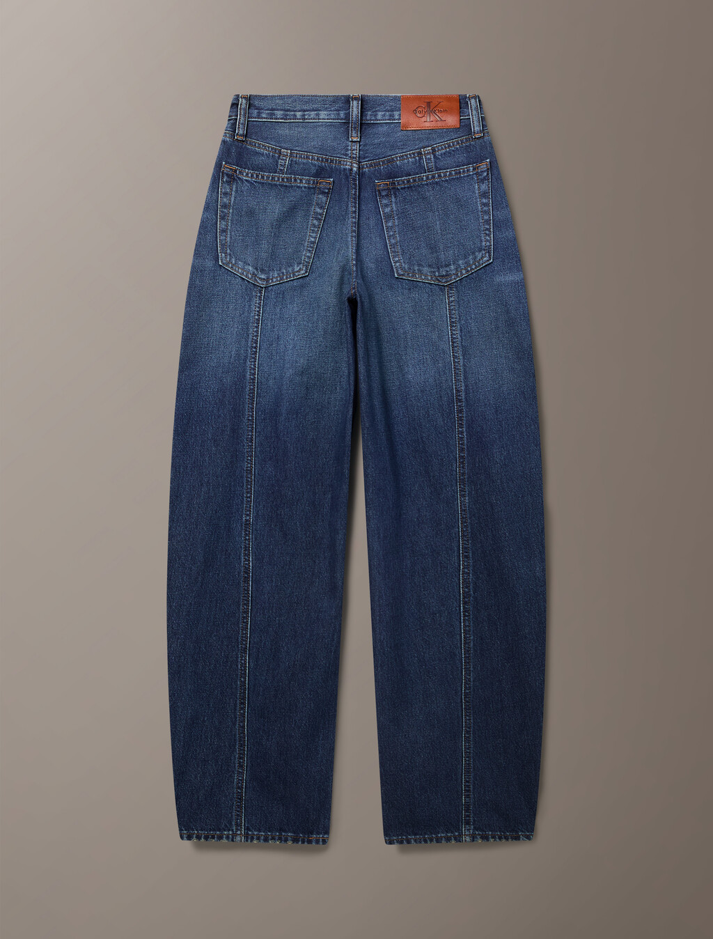 Buy 여성 릴렉스 배럴 데님 in color NAVY HORIZON