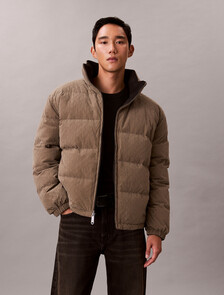 Buy 남성 나일론 리버서블 올오버프린트 다운 푸퍼 자켓 in color BUNGEE CORD