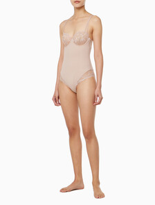 Buy 여성 센슈얼 스트레치 레이스 바디수트 in color CEDAR