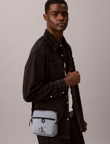 Buy 남성 볼드 로고 나일론 헤더 스퀘어 크로스바디 in color Grey