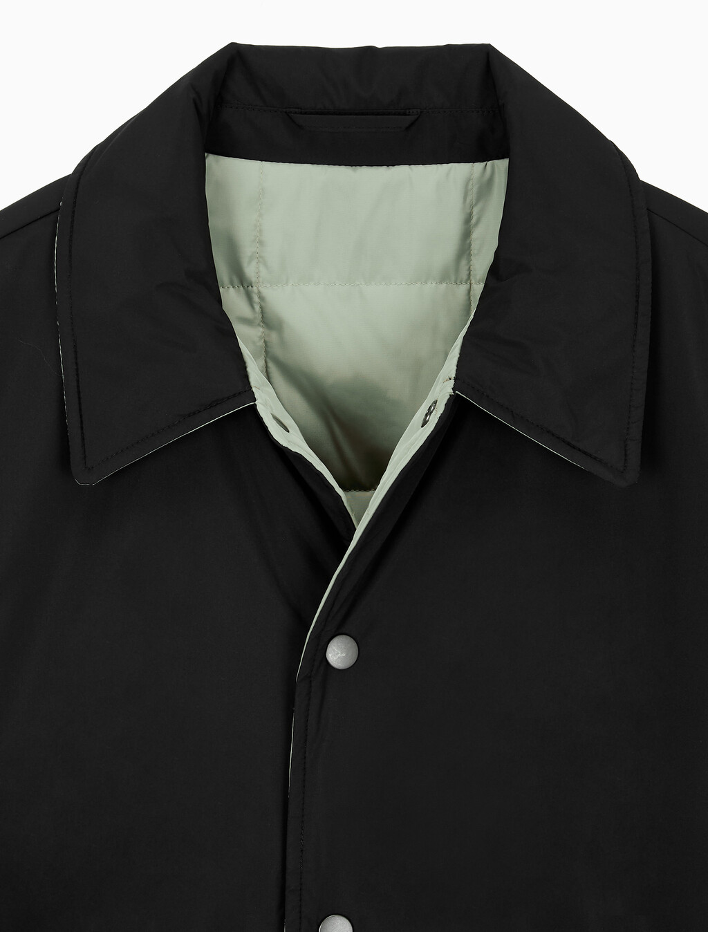 Buy 남성 리버서블 패디드 셔츠 자켓 in color BLACK/LIGHT GREEN