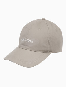 Buy 남녀공용 CKJ 타이틀케이스 로고 볼캡 in color VINTAGE KHAKI