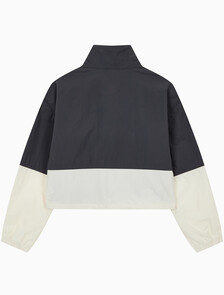 Buy 여성 컬러블락 나일론 풀오버 자켓 in color CHARCOAL