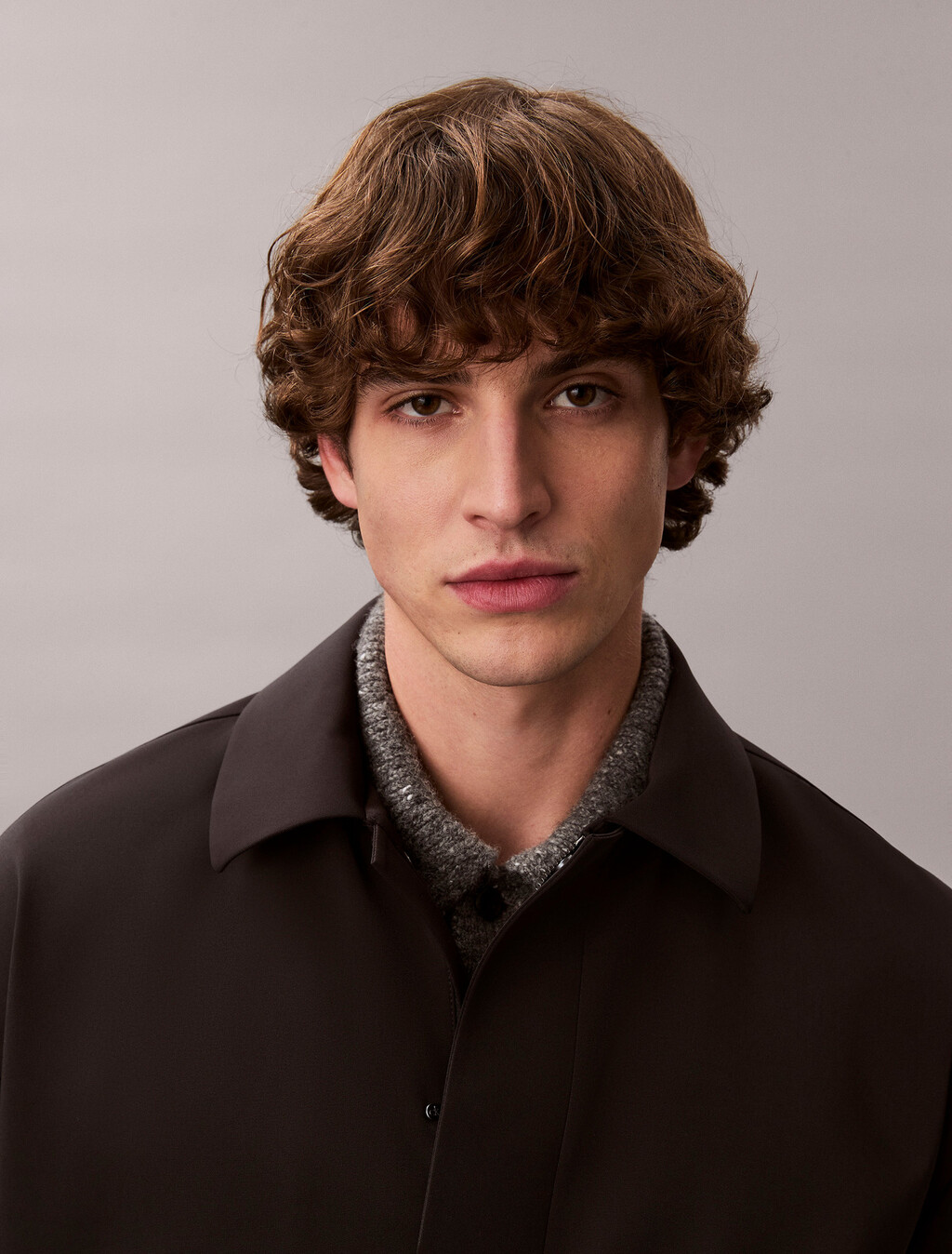 Buy 남성 마이크로 트윌 숏 보머자켓 in color BLACK