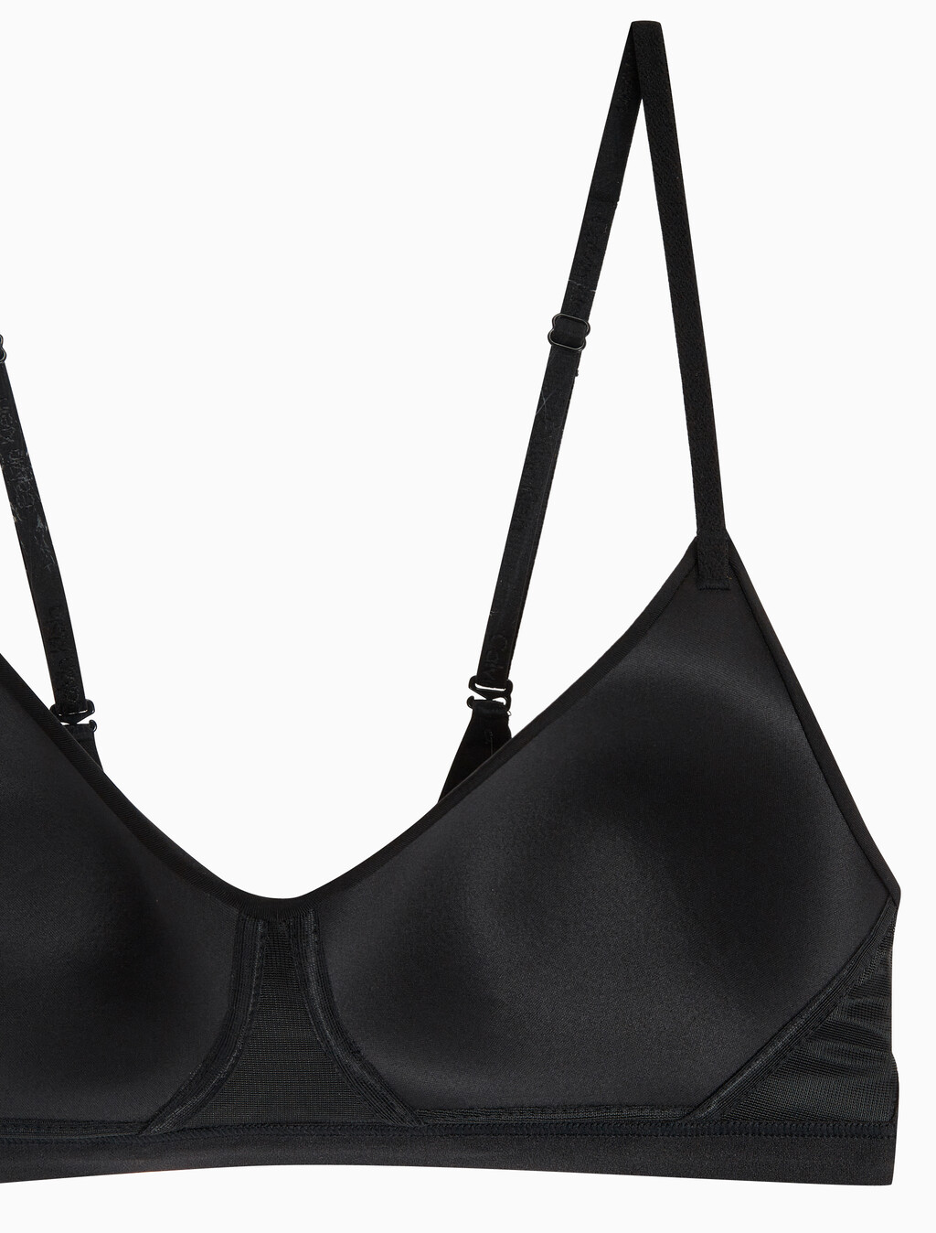 Buy 여성 폼투바디 브라렛 in color BLACK
