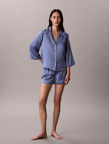 Buy 여성 새틴 씬 7부 셔츠 in color BLUE