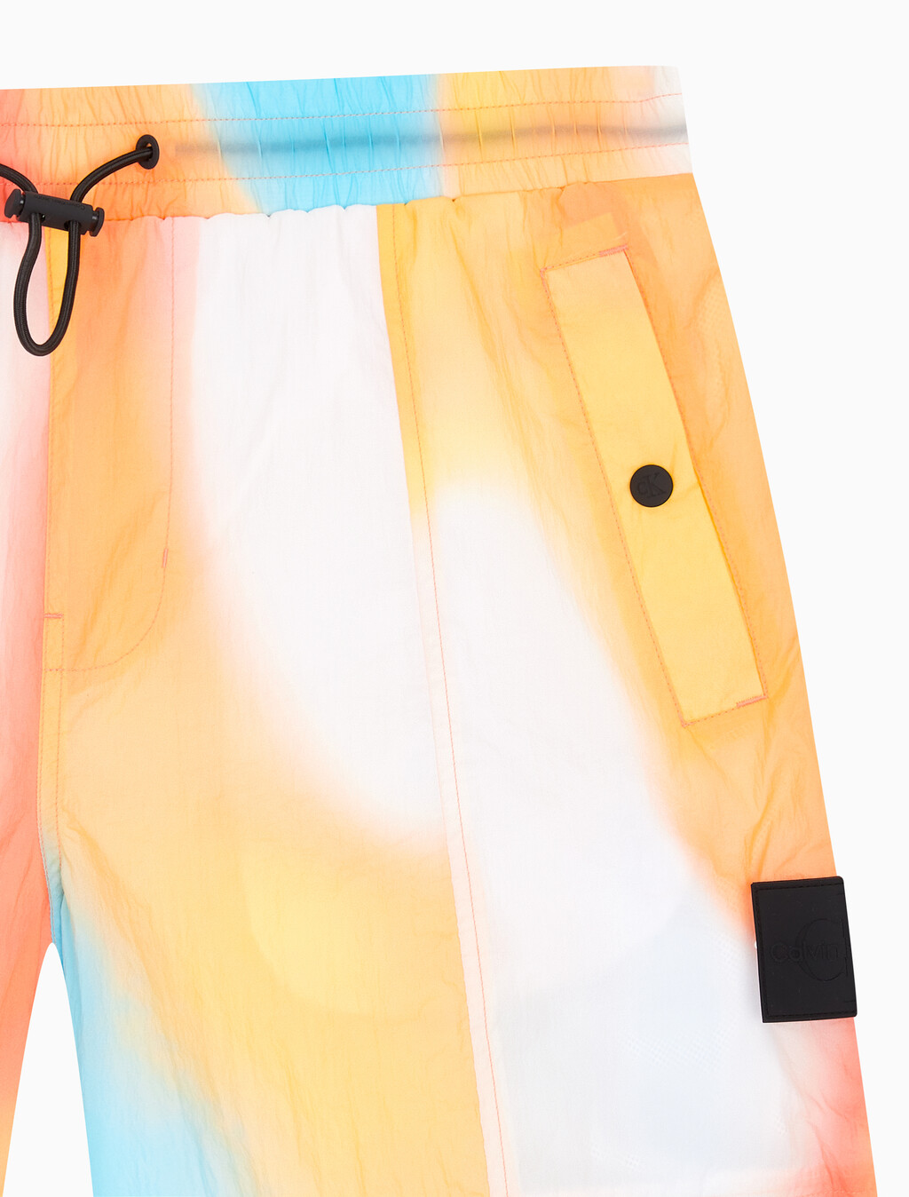 Buy 남성 올오버 그래픽 프린트 쇼츠 in color ANCIENT WHITE/EGGSHELL