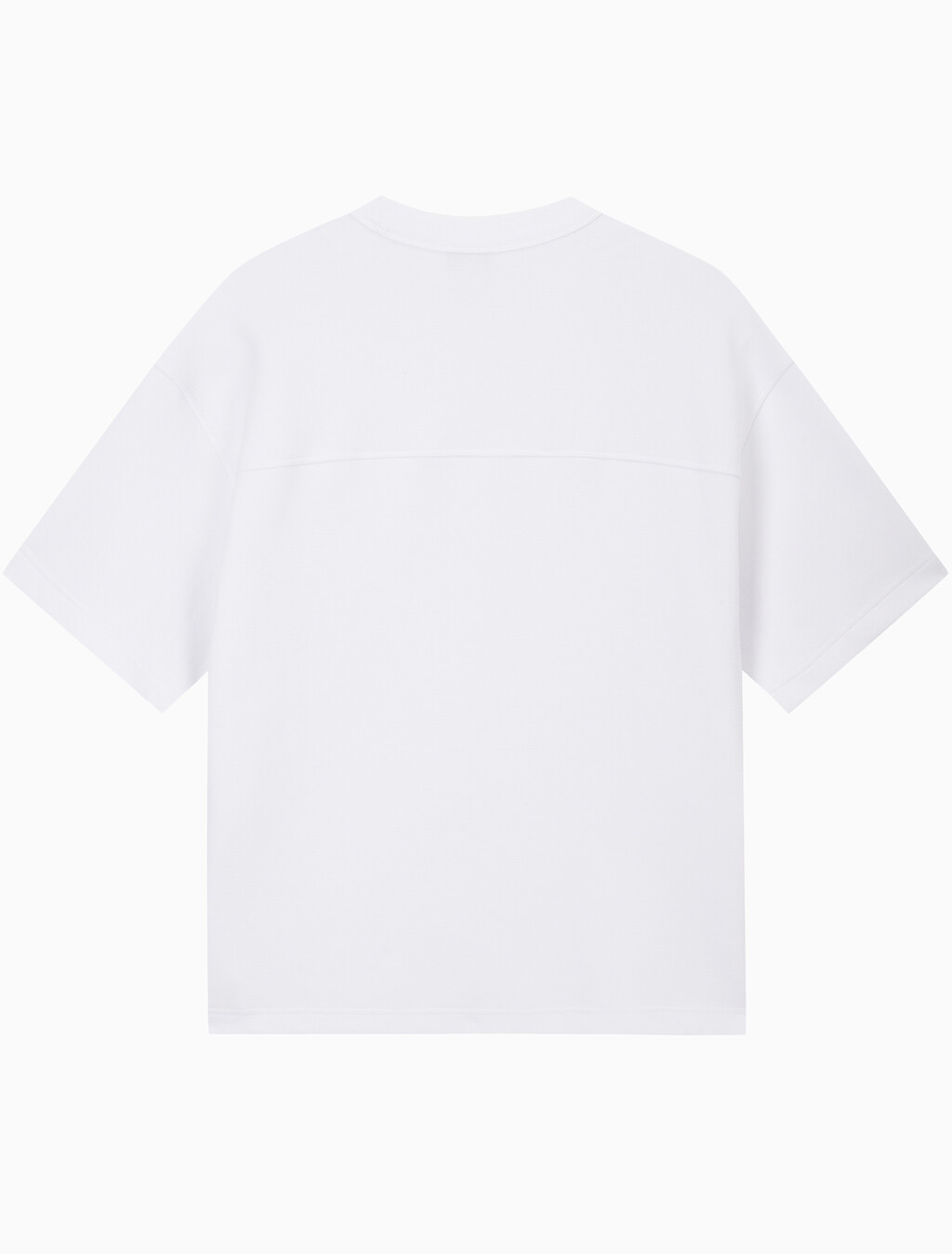 Buy 남성 릴렉스핏 텍스처드 피케 로고 반팔 티셔츠 in color BRILLIANT WHITE
