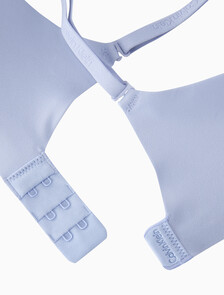 Buy 여성 퍼펙틀리 핏 AF 푸쉬업 브라 in color Light blue