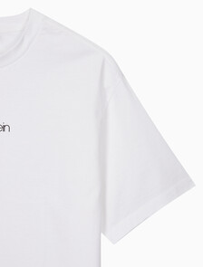 Buy 남성 릴렉스핏 CKJ 그래픽 반팔 티셔츠 in color BRILLIANT WHITE