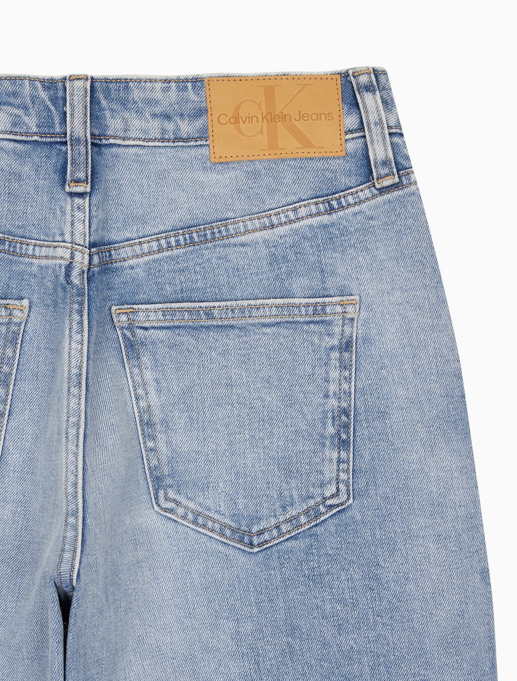 Buy 여성 90's 스트레이트핏 라이트블루 데님 in color CHALKY BLUE