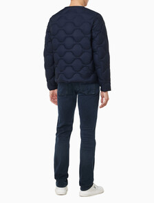 Buy 남성  페더웨이트 나일론 라이트 다운 자켓 in color DARK SAPPHIRE