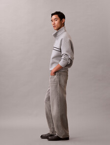 Buy 남성 배럴핏 스모크스택 데님 in color Grey
