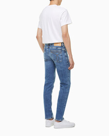 Buy 남성 미드블루 바디핏 데님 in color MID BLUE BACK EMBRO