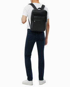 Buy 남성 CKJ 마이크로 페블 백팩 in color BLACK
