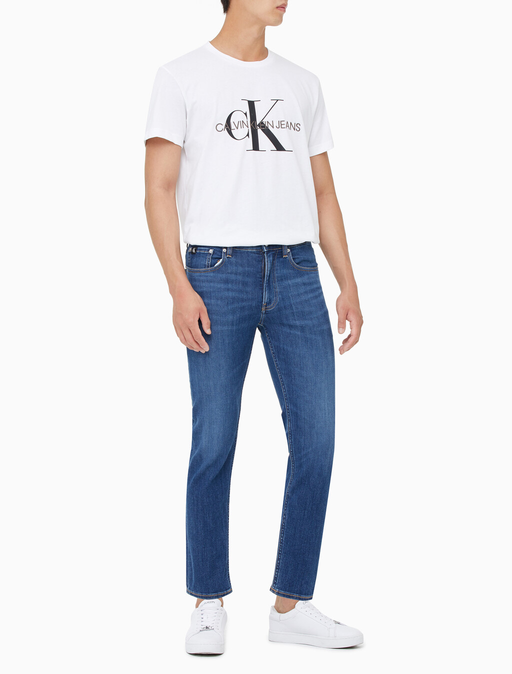 Buy 남성 슬림 스트레이트핏 다크 블루 크롭 데님 in color BLUE BLACK HANGER LOOP