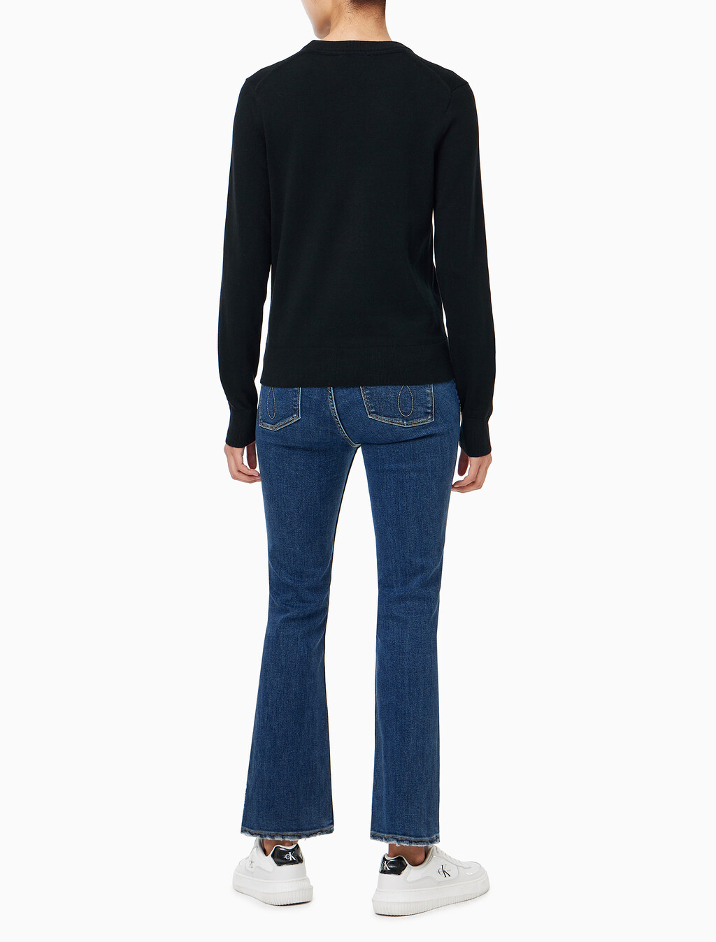 Buy 여성 크루넥 파인 스웨터 in color CK BLACK