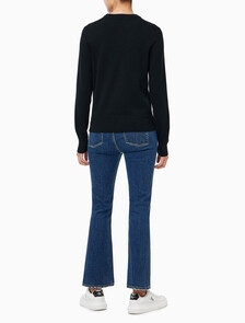Buy 여성 크루넥 파인 스웨터 in color CK BLACK