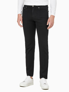 Buy 남성 슬림핏 린스 블랙 데님 in color WASHED BLACK LOGO LACE