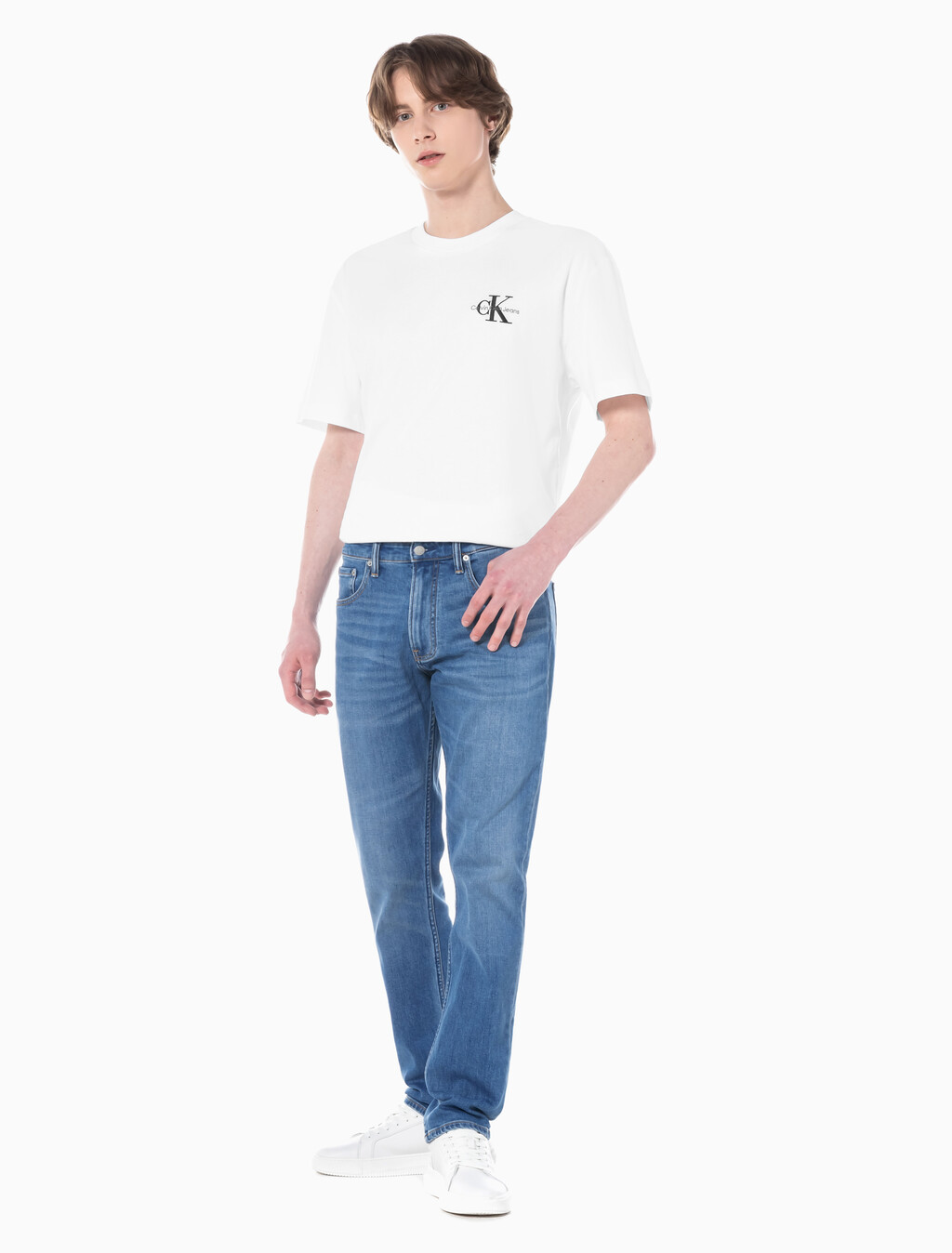 Buy 남성 어센틱 스트레이트핏 미드블루 37.5 기능성 데님 in color CHALKY BLUE
