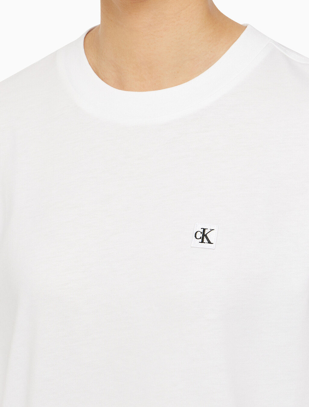 Buy 여성 릴렉스 로고 반팔 티셔츠 in color BRIGHT WHITE