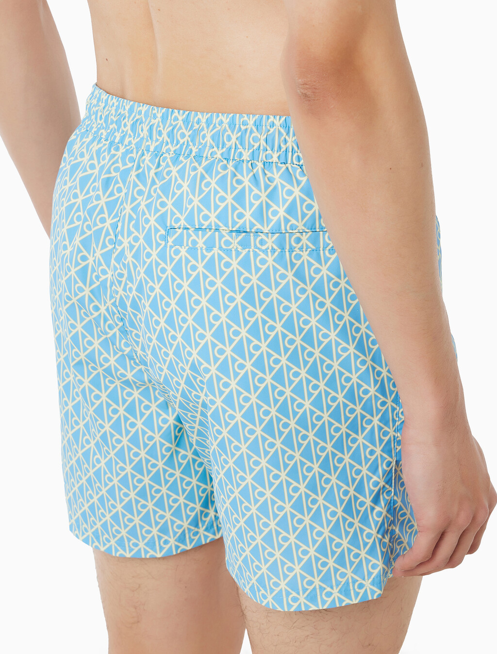 Buy 남성 에센셜 스윔 팬츠 in color Skyblue Print