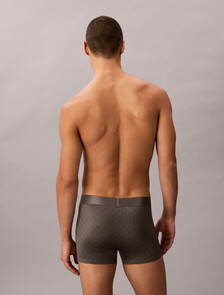 Buy 남성 리파인드 마이크로 홀리데이 로우 라이즈 트렁크 in color Dark red