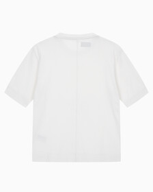 Buy 여성 릴렉스 핏 에센셜 반팔 티셔츠 in color WHITE