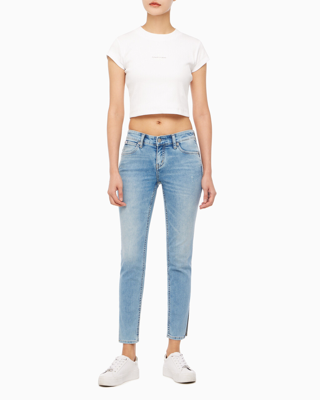 Buy 여성 바디핏 라이트블루 37.5 기능성 데님 in color 028A CHALKY BLU