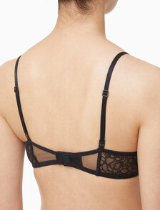 Buy 여성 CK 블랙 그래픽 레이스 AF 푸쉬업 브라 in color BLACK