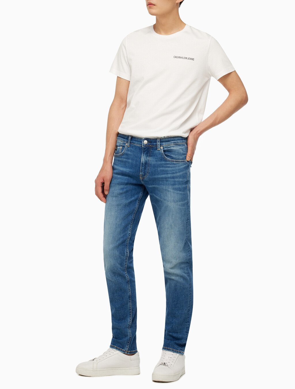 Buy 남성 바디 테이퍼핏  미드블루 이탤리언 데님 in color MID BLUE BACK EMBRO