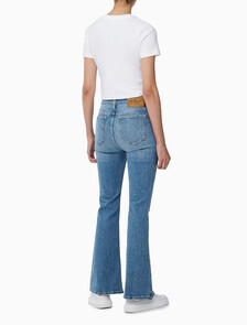 Buy 여성 하이라이즈 플레어핏 미드블루 이탈리안 데님 in color MID BLUE BACK EMBRO