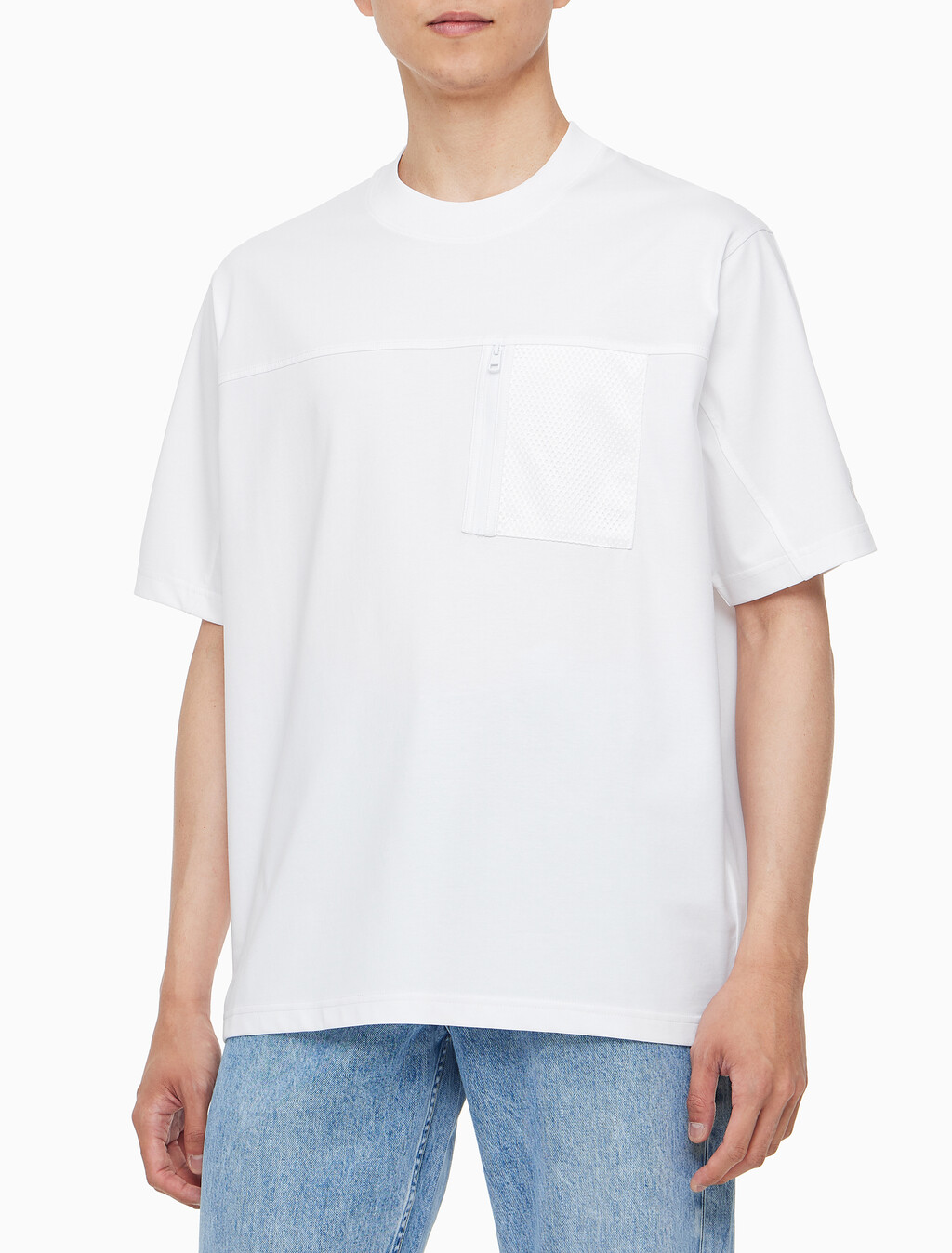 Buy 남성 릴렉스핏 기능성 포켓 반팔 티셔츠 in color BRIGHT WHITE