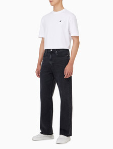 Buy 남성 뉴 와이드핏 블랙 데님 in color WASHED BLACK LOGO LACE