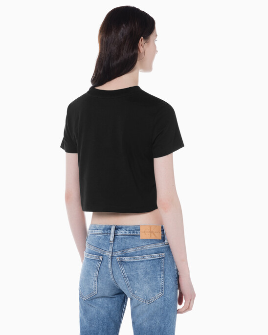 여성 레귤러핏 크롭 로고 반팔 티셔츠