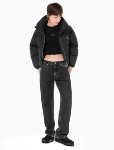 Buy 여성 볼륨 넥 크롭 다운 푸퍼 in color CK BLACK