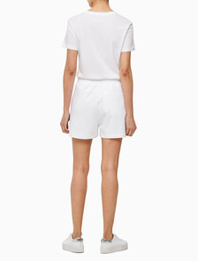 Buy 여성 쿨링 릴렉스드 쇼츠 in color BRIGHT WHITE