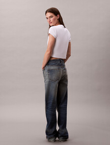Buy 여성 베이비립 모노로고 티 in color BRILLIANT WHITE