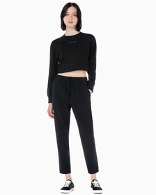 Buy 여성 레귤러 핏 에센셜 하이 스트레치 우븐 팬츠 in color BLACK