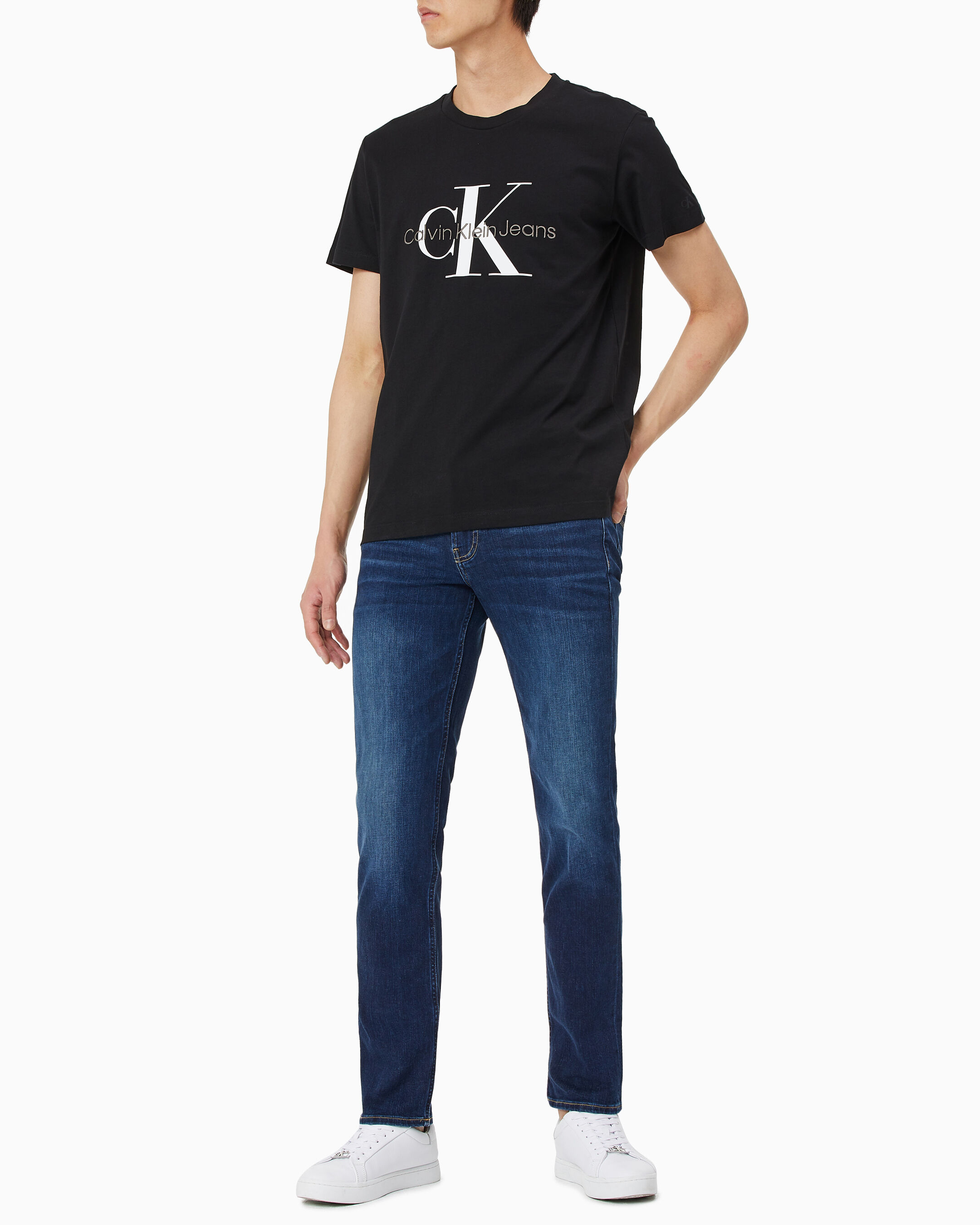 Black calvin klein jeans t shirt outlet