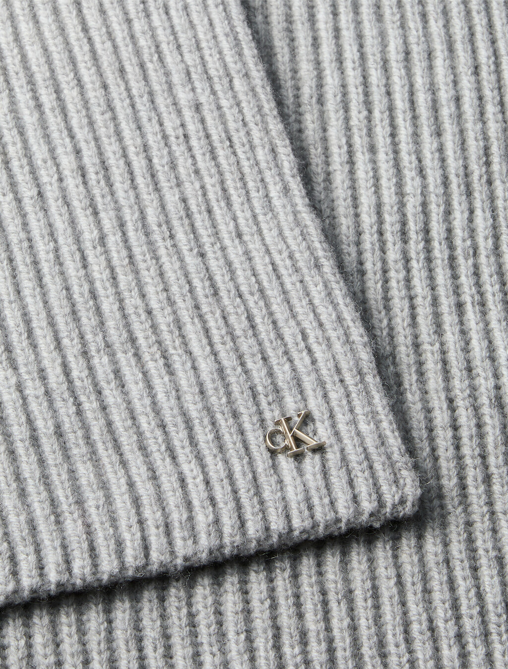 Buy 남녀공용  모노그램 하드웨어 울 머플러 in color HEROIC GREY HEATHER