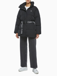 Buy 여성 벨트 롱 푸퍼 in color CK BLACK