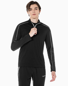Buy 남성 레귤러핏 1/4 ZIP 롱슬리브 탑 in color BLACK